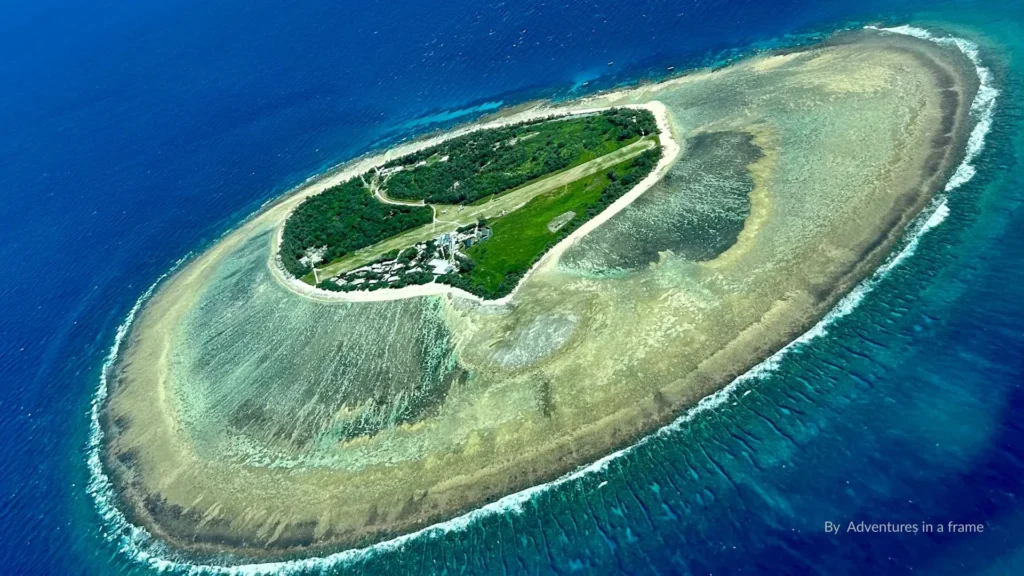 Aerial view of Lady Elliot Island, Queensland, surrounded by coral reef and turquoise waters at the southern end of the Great Barrier Reef