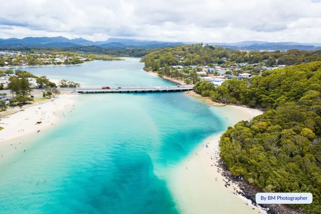 Tallebudgera Creek family beach picnic area and BBQs - Aerial view